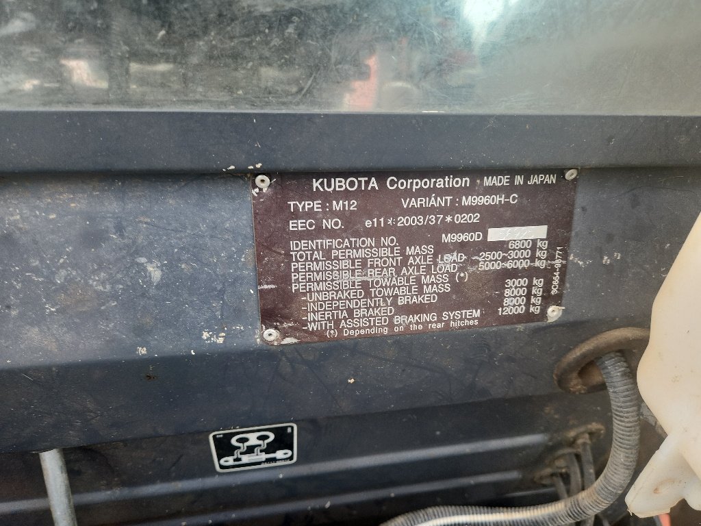 Traktor des Typs Kubota M9960, Gebrauchtmaschine in Calmont (Bild 11)