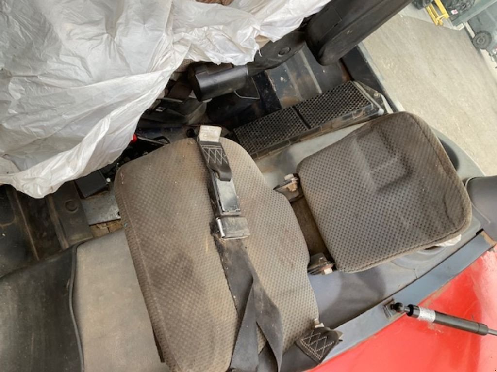 Traktor типа Kubota MGX 135, Gebrauchtmaschine в VERNOUX EN VIVARAIS (Фотография 4)