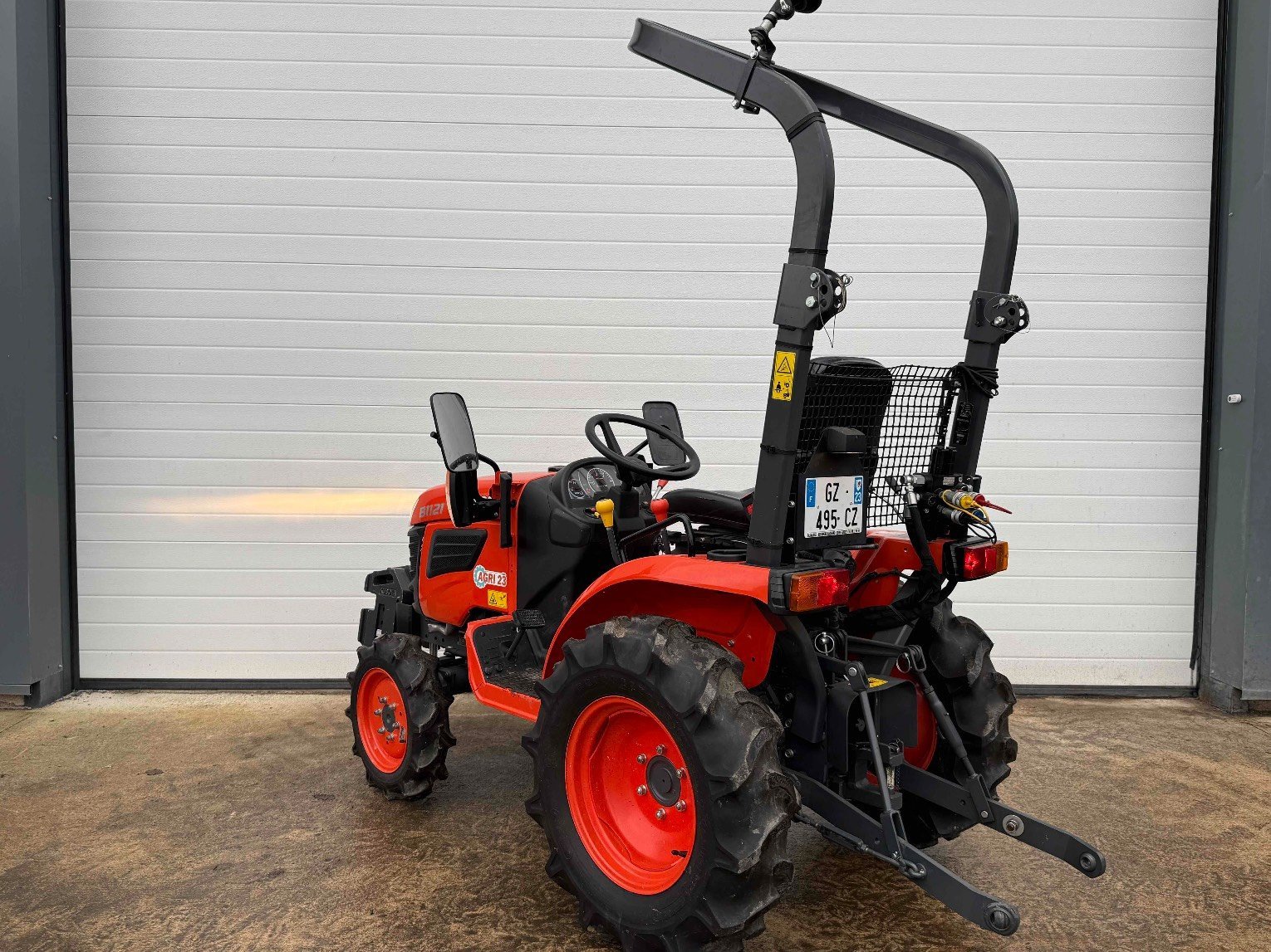 Traktor от тип Kubota Micro tracteur B1121D Kubota, Gebrauchtmaschine в LA SOUTERRAINE (Снимка 7)