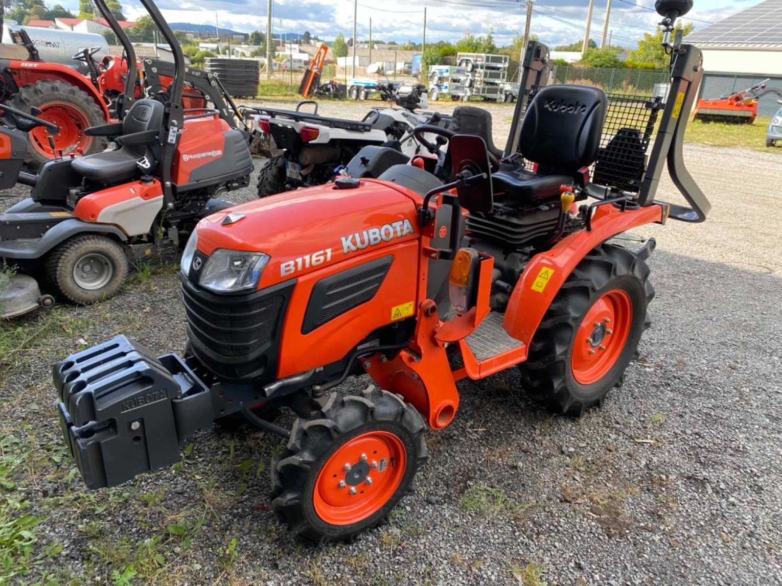 Traktor типа Kubota Micro tracteur B1161D Kubota, Gebrauchtmaschine в LA SOUTERRAINE (Фотография 1)