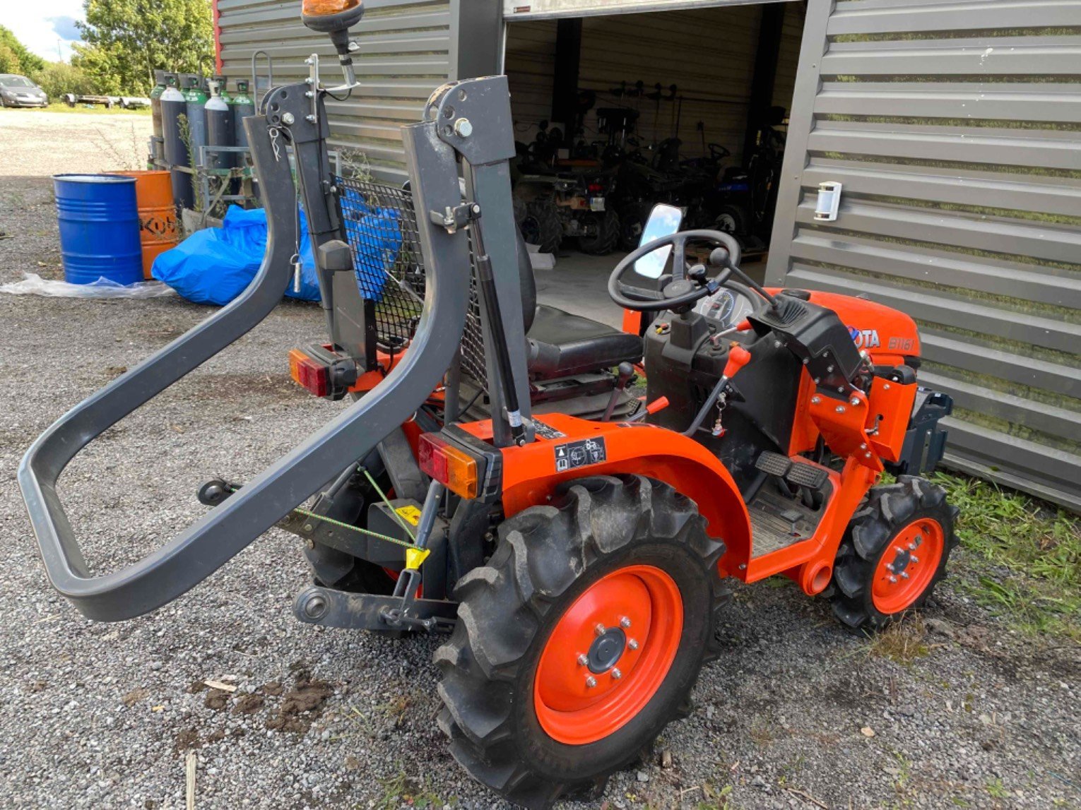 Traktor del tipo Kubota Micro tracteur B1161D Kubota, Gebrauchtmaschine en LA SOUTERRAINE (Imagen 3)