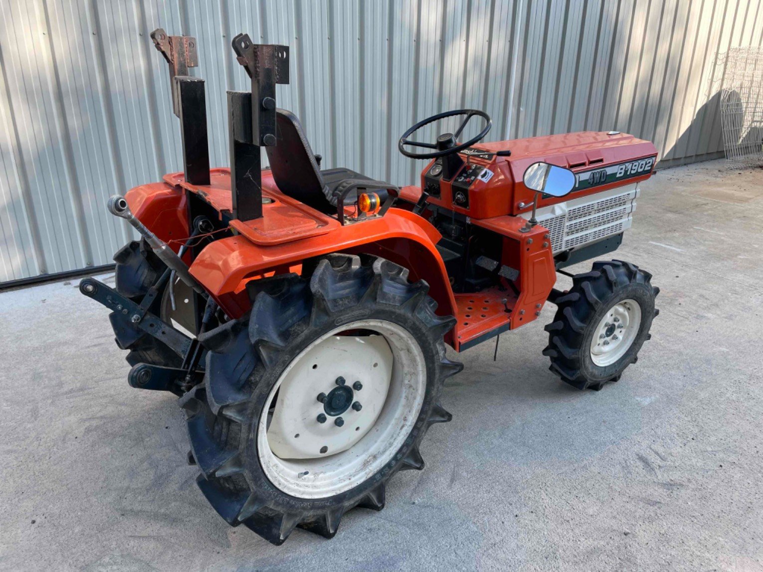 Traktor typu Kubota Micro tracteur B1902 Kubota, Gebrauchtmaschine v LA SOUTERRAINE (Obrázek 2)