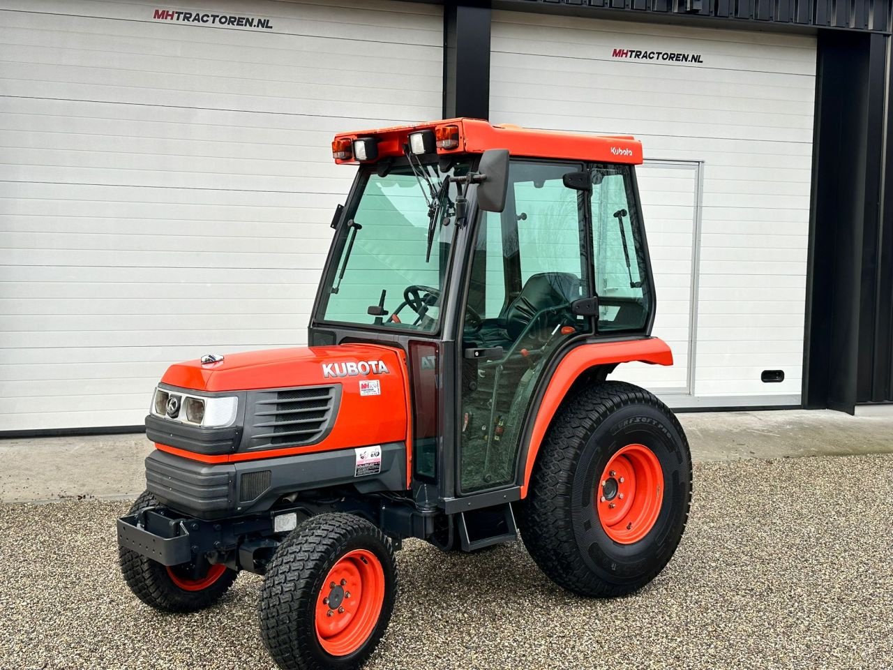 Traktor от тип Kubota STA-35, Gebrauchtmaschine в Linde (dr) (Снимка 10)