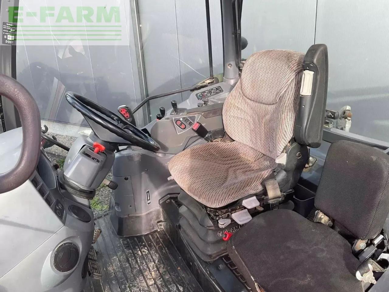 Traktor des Typs Kubota tracteur agricole m115gxs3 . kubota, Gebrauchtmaschine in ST CLAIR SUR ELLE (Bild 2)