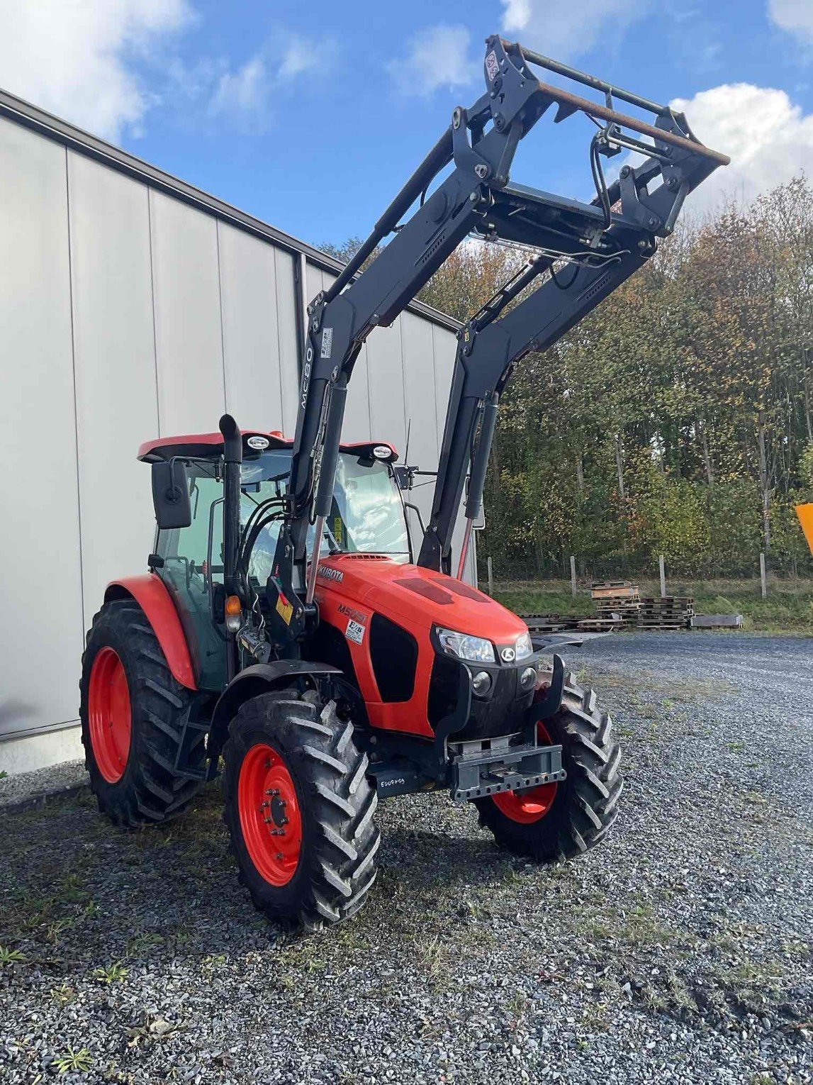Traktor типа Kubota Tracteur agricole M5091 DTHQ Kubota, Gebrauchtmaschine в SAINT CLAIR SUR ELLE (Фотография 4)