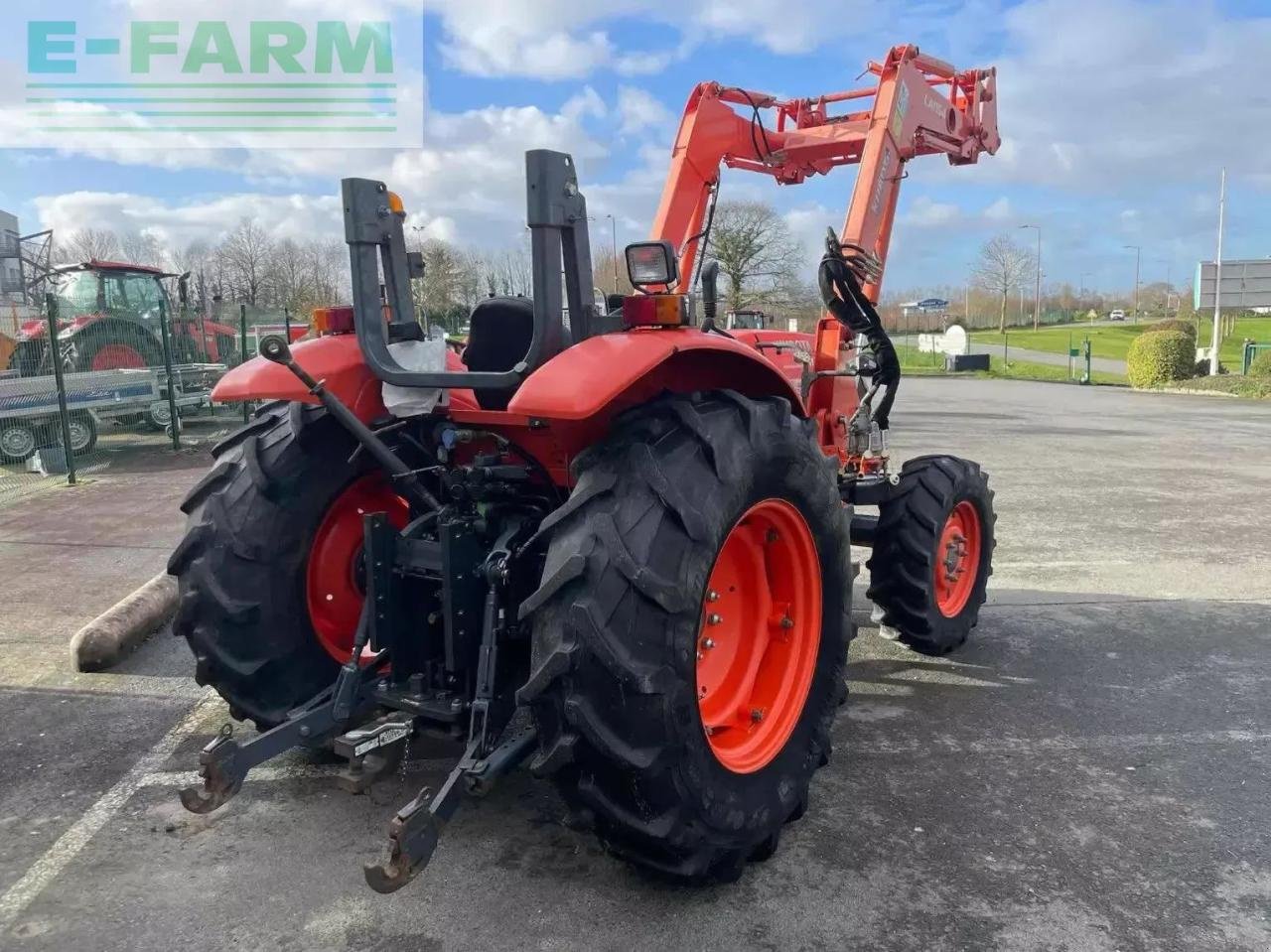Traktor typu Kubota tracteur agricole m7060dth . kubota, Gebrauchtmaschine v ST CLAIR SUR ELLE (Obrázek 4)