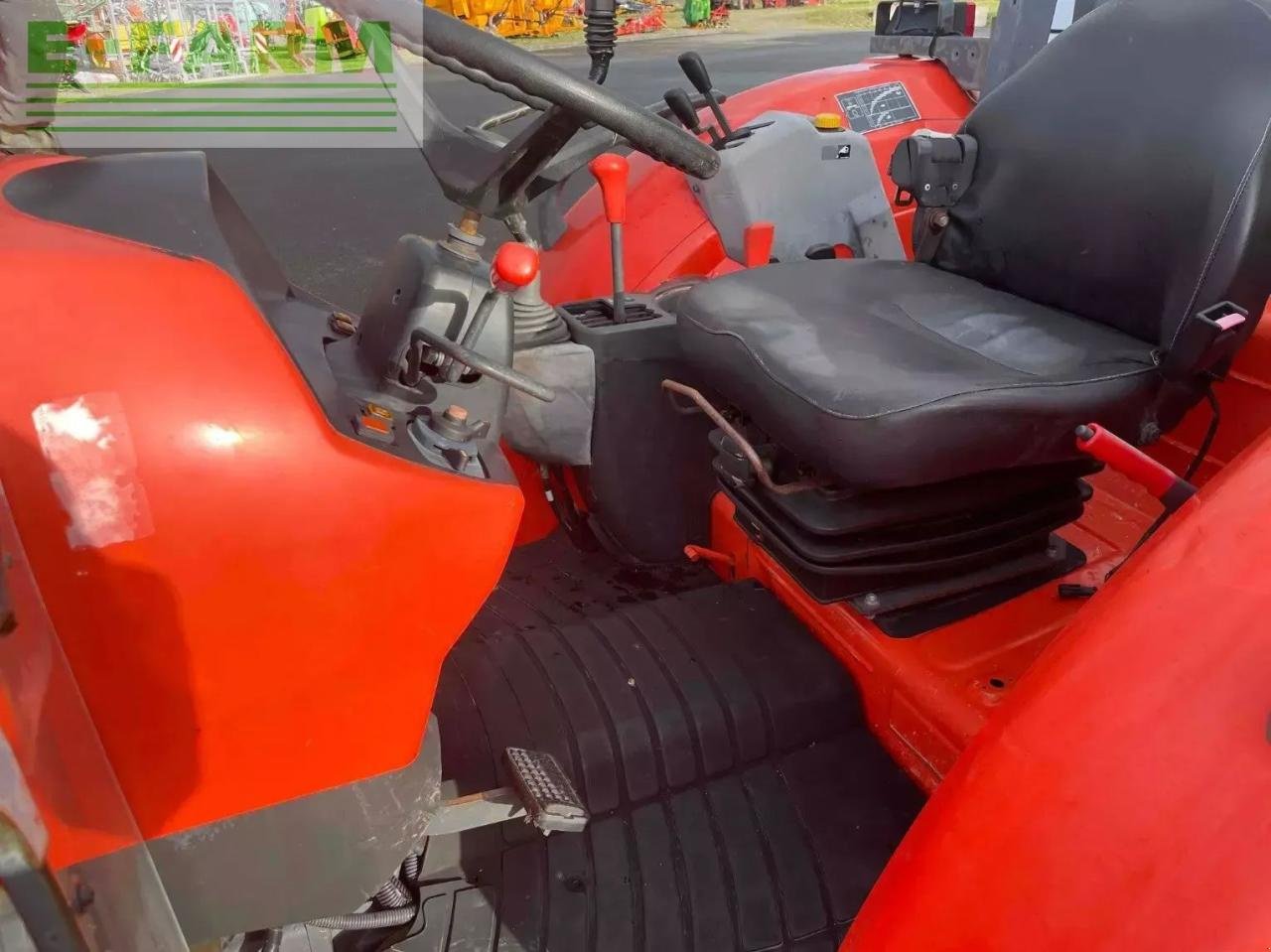 Traktor typu Kubota tracteur agricole m7060dth . kubota, Gebrauchtmaschine v ST CLAIR SUR ELLE (Obrázek 5)