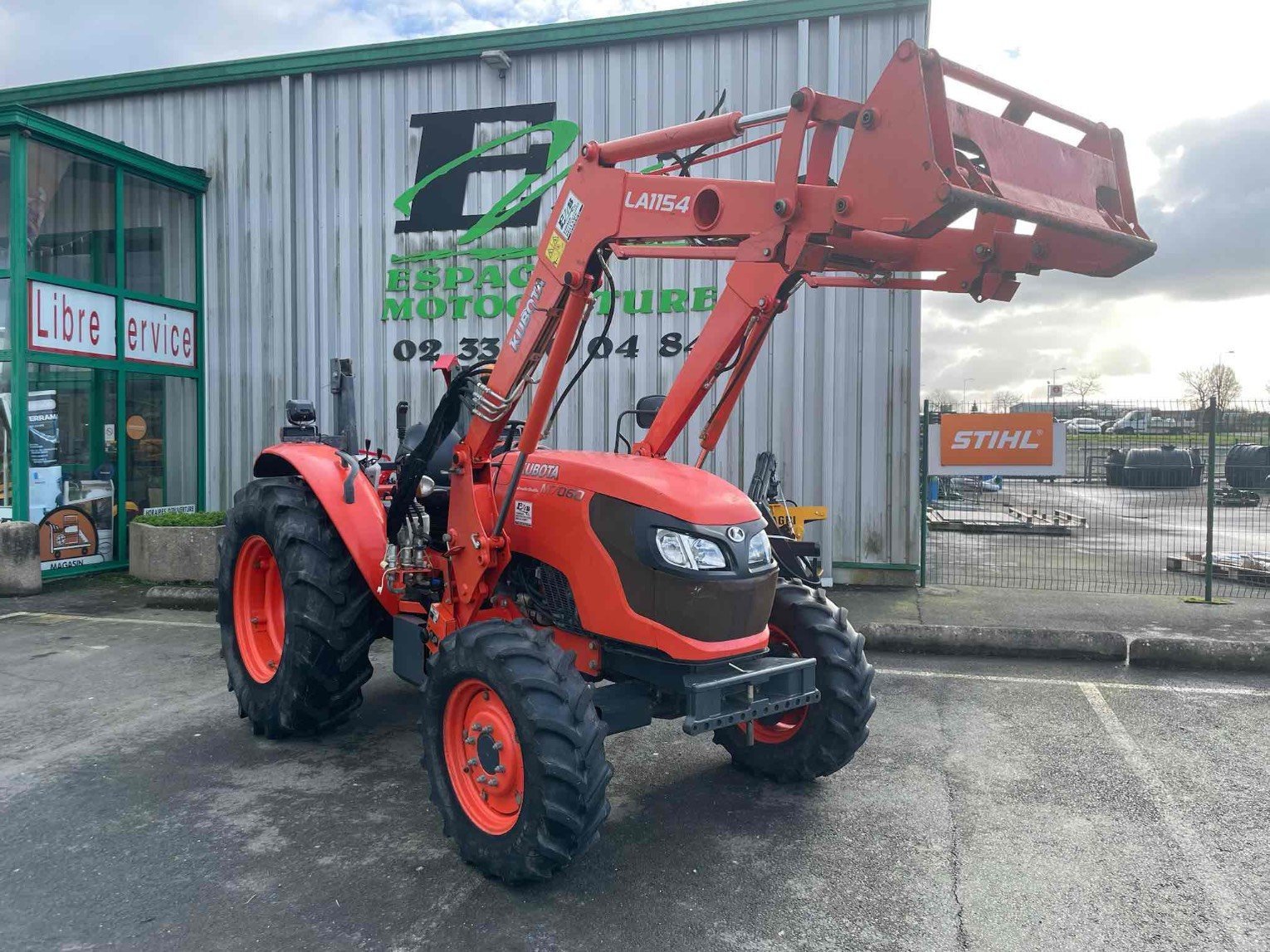 Traktor typu Kubota Tracteur agricole M7060DTH . Kubota, Gebrauchtmaschine v SAINT CLAIR SUR ELLE (Obrázok 3)