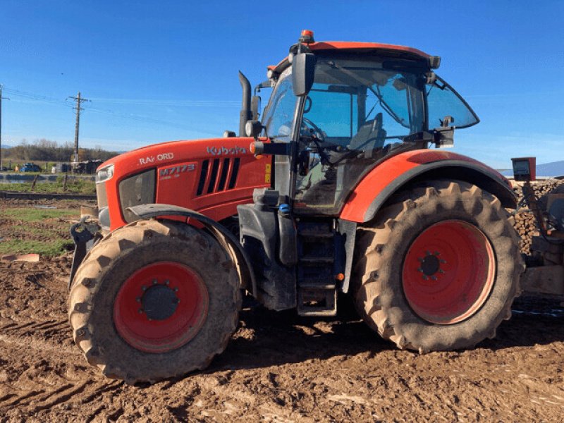 Traktor za tip Kubota TRACTEUR M7173 PREMIUM, Gebrauchtmaschine u Charnay-lès-macon (Slika 1)