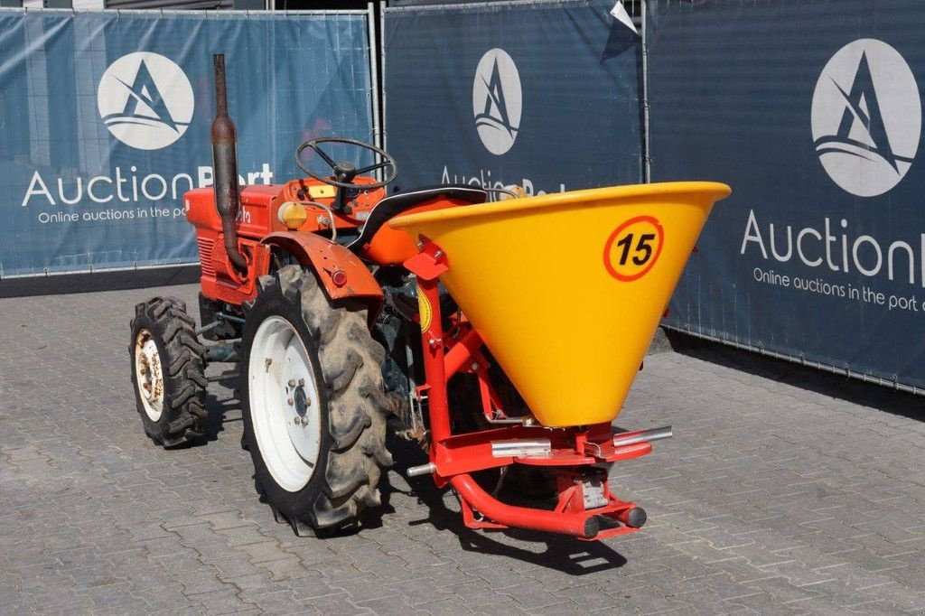Traktor типа Kubota Z851, Gebrauchtmaschine в Antwerpen (Фотография 4)