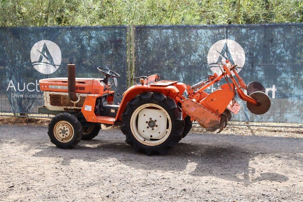 Traktor типа Kubota ZB1600, Gebrauchtmaschine в Antwerpen (Фотография 3)