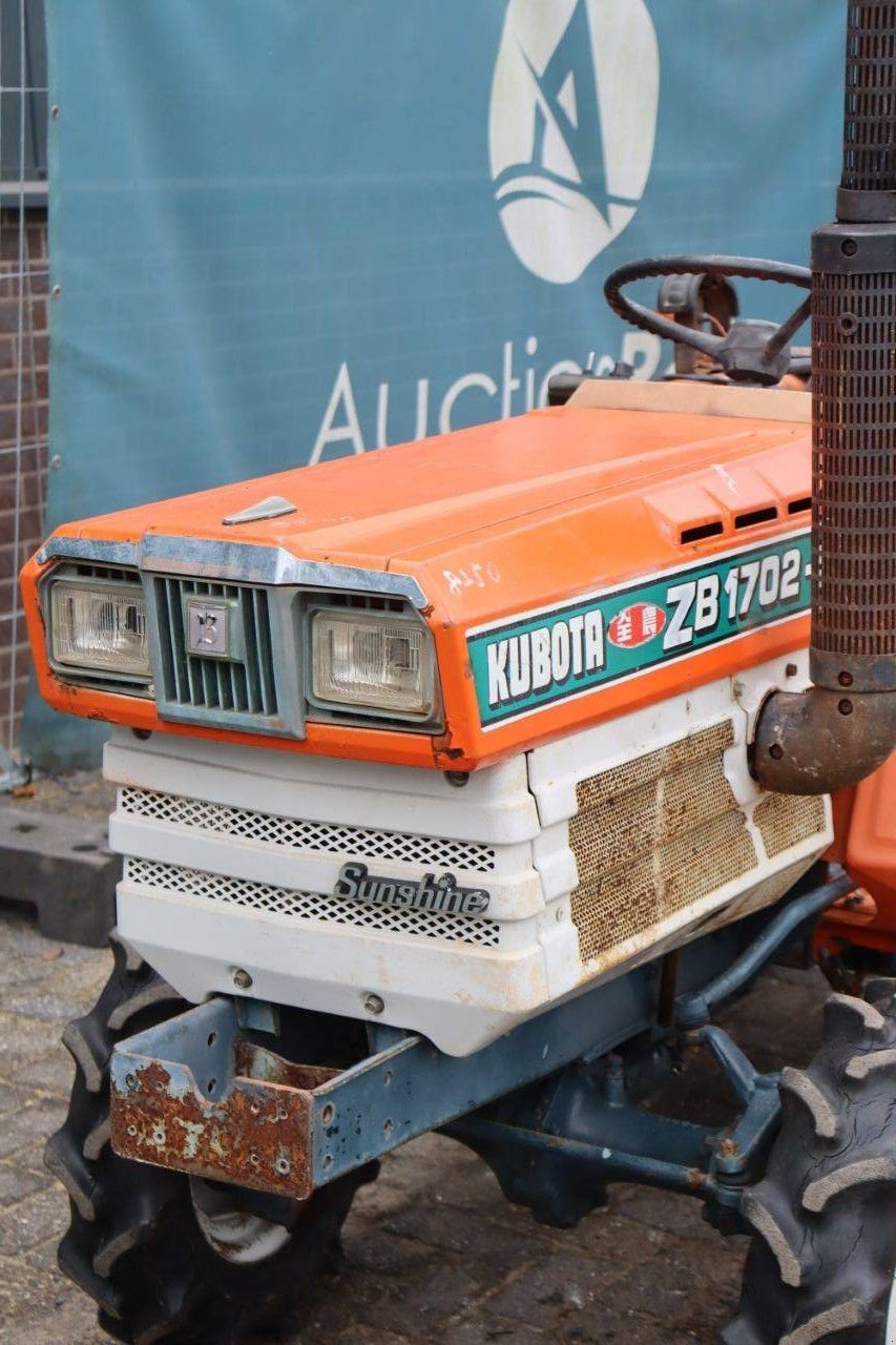 Traktor типа Kubota ZB1702-M, Gebrauchtmaschine в Antwerpen (Фотография 11)