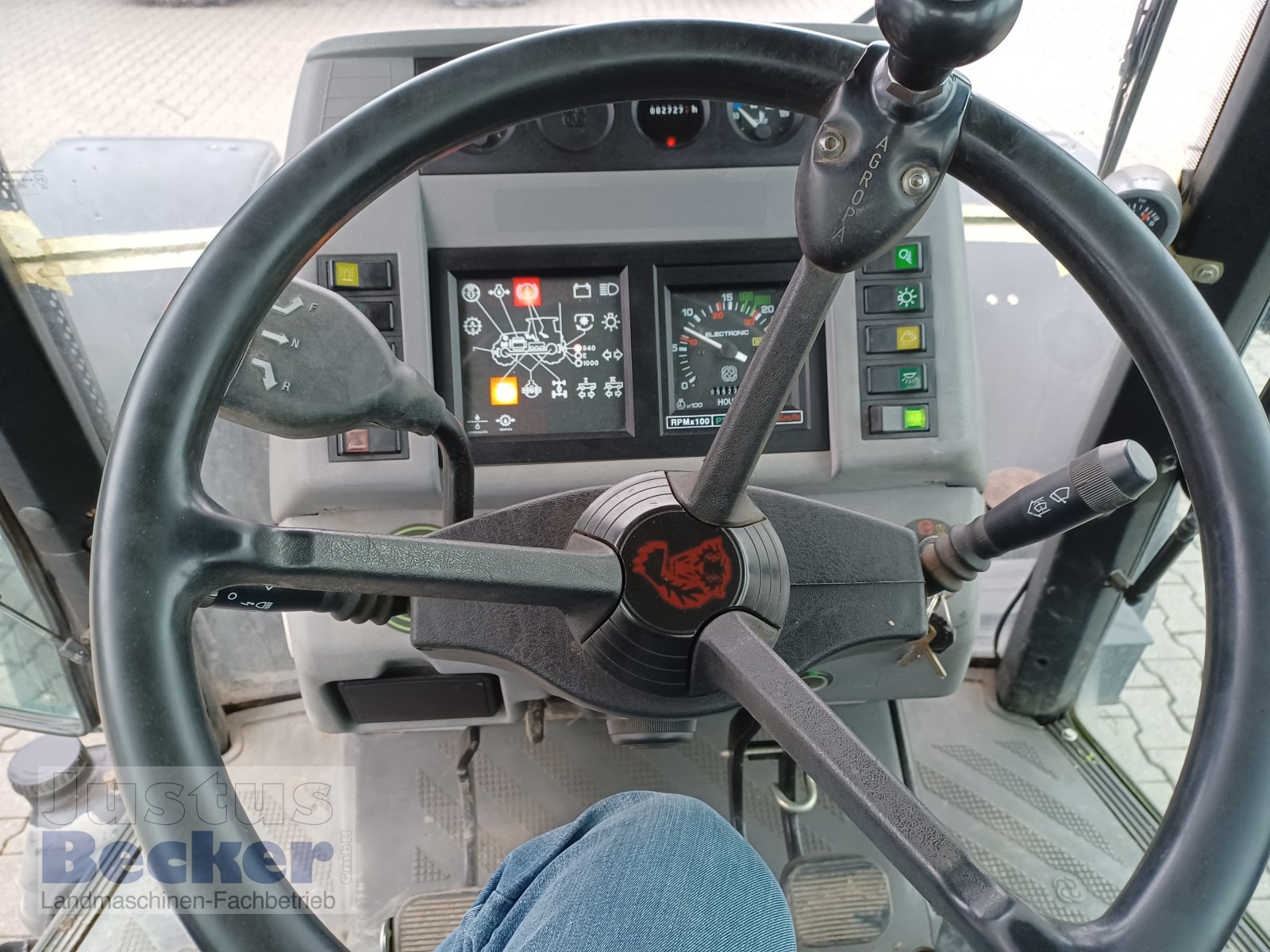 Traktor типа Lamborghini 1060, Gebrauchtmaschine в Weimar-Niederwalgern (Фотография 21)