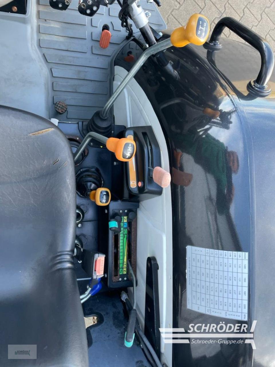 Traktor typu Lamborghini CRONO 65 / DEUTZ 4070, Gebrauchtmaschine v Wildeshausen (Obrázek 13)