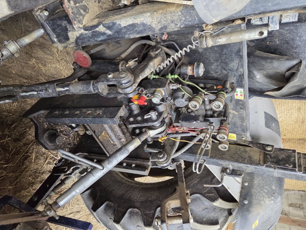 Traktor typu Lamborghini CRONO 80, Gebrauchtmaschine w ST MARTIN EN HAUT (Zdjęcie 4)