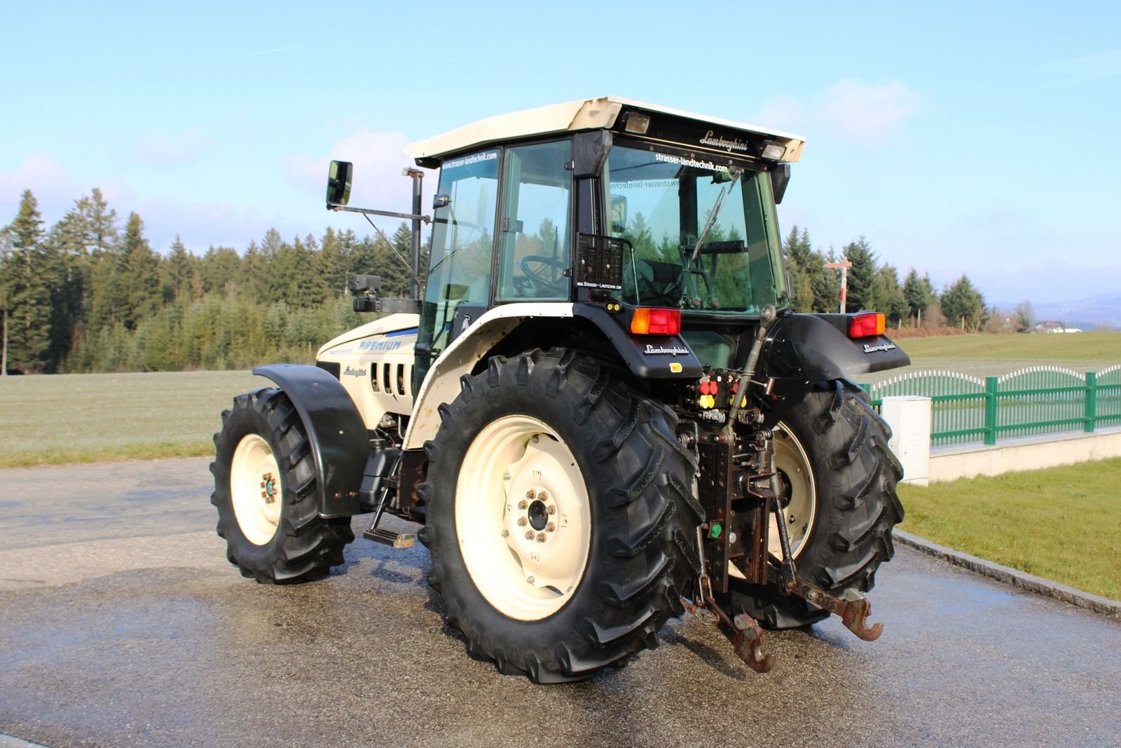Traktor typu Lamborghini Premium 850 DT, Gebrauchtmaschine v Neukirchen am Walde  (Obrázek 3)