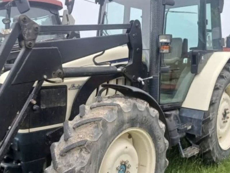 Traktor des Typs Lamborghini premium 950. Kun kørt 1.820 timer. Meget velholdt traktor, Gebrauchtmaschine in øster ulslev