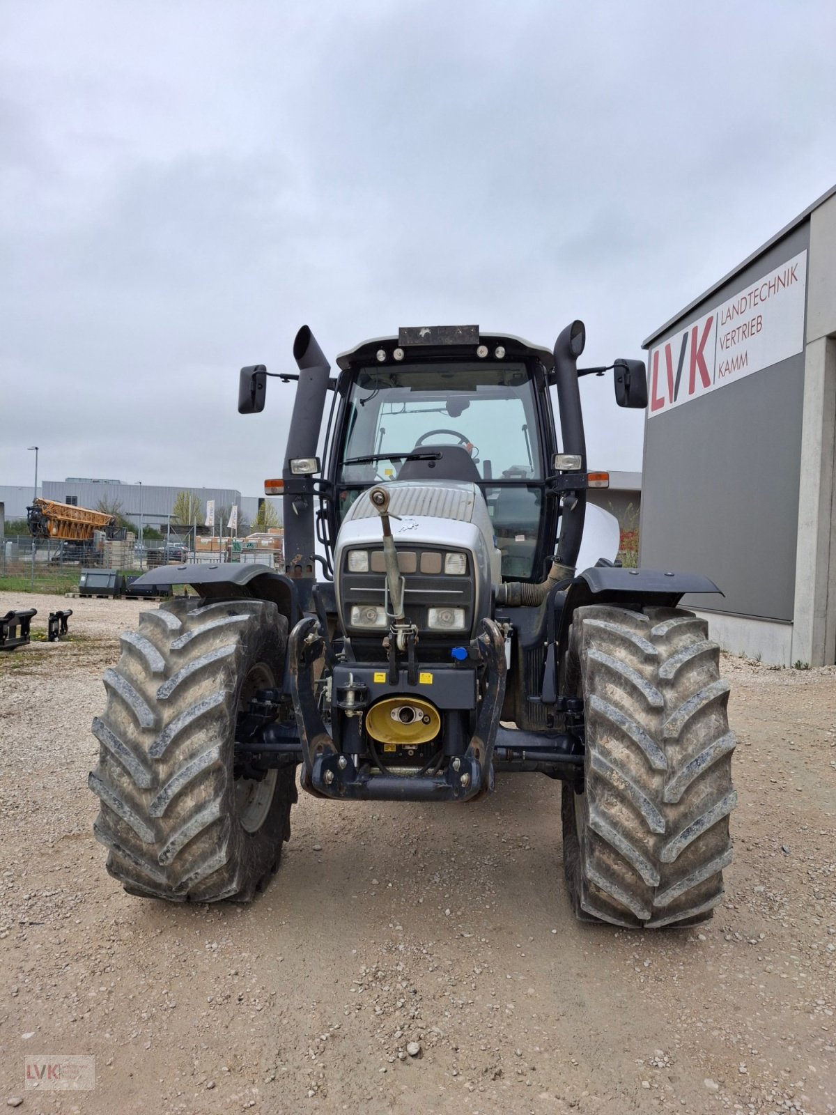 Traktor of the type Lamborghini R 6.150, Gebrauchtmaschine in Weißenburg (Picture 2)
