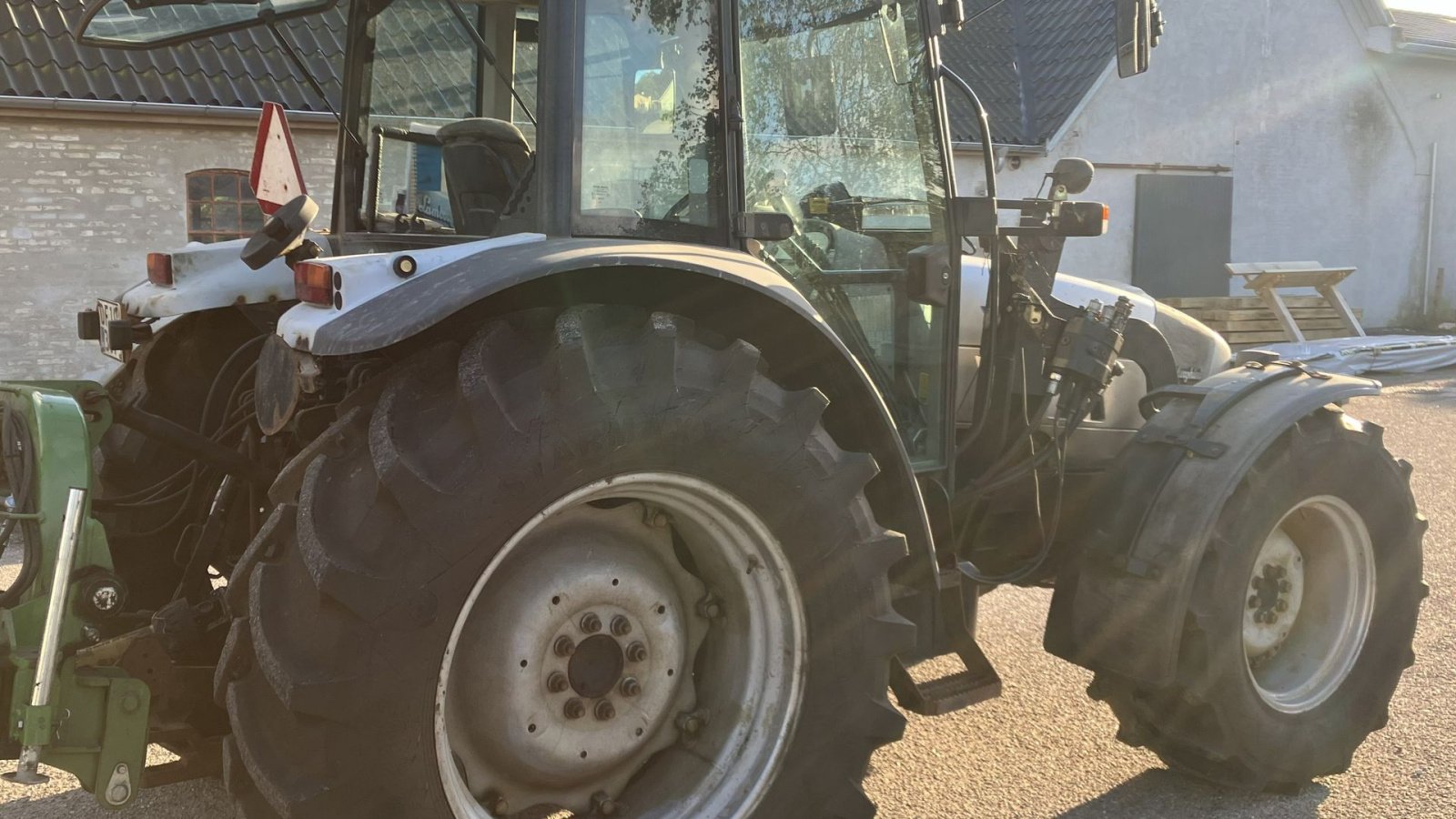 Traktor του τύπου Lamborghini R3 100 EVO Frontlæsser + Frontlift, Gebrauchtmaschine σε Borre (Φωτογραφία 4)