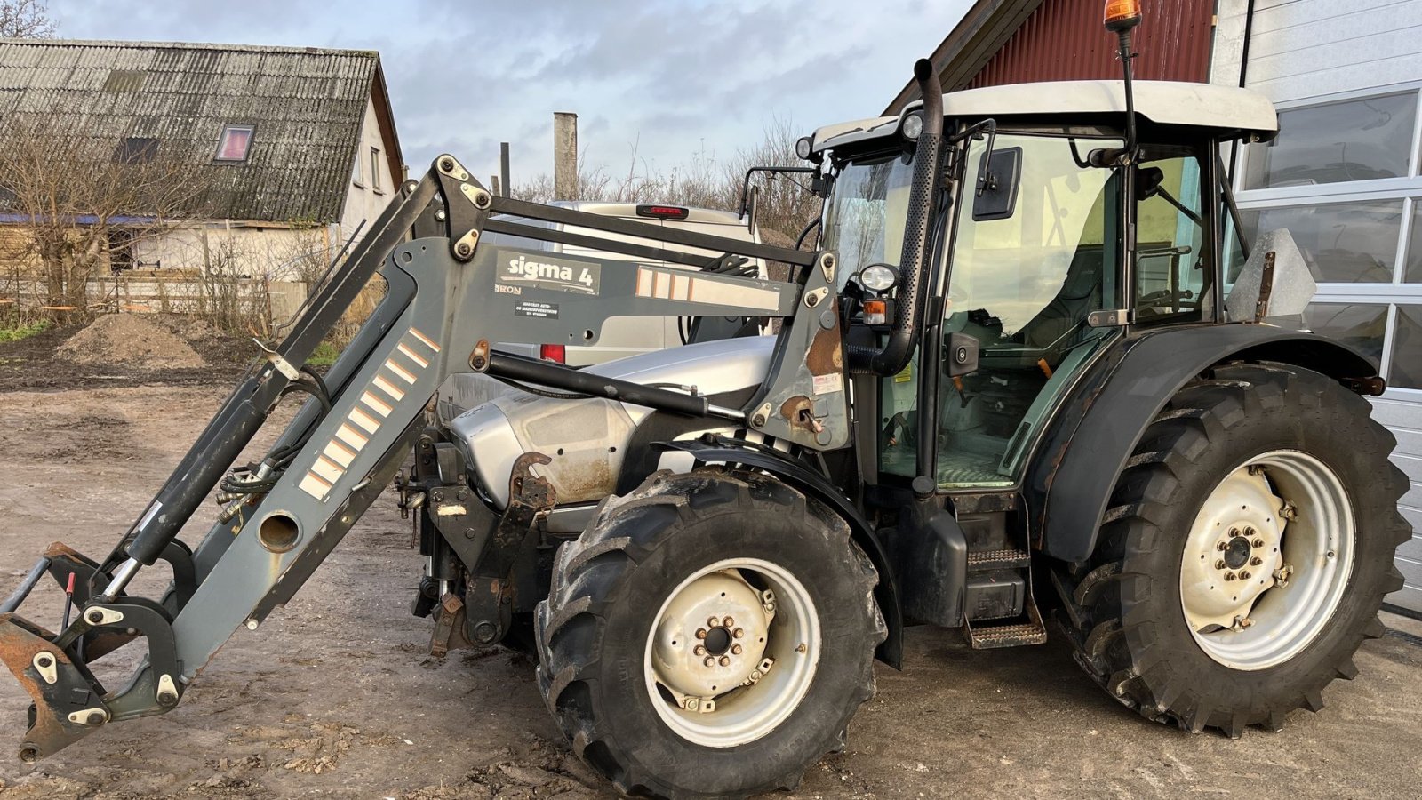 Traktor tipa Lamborghini R3 100 EVO Frontlæsser + Frontlift, Gebrauchtmaschine u Borre (Slika 3)