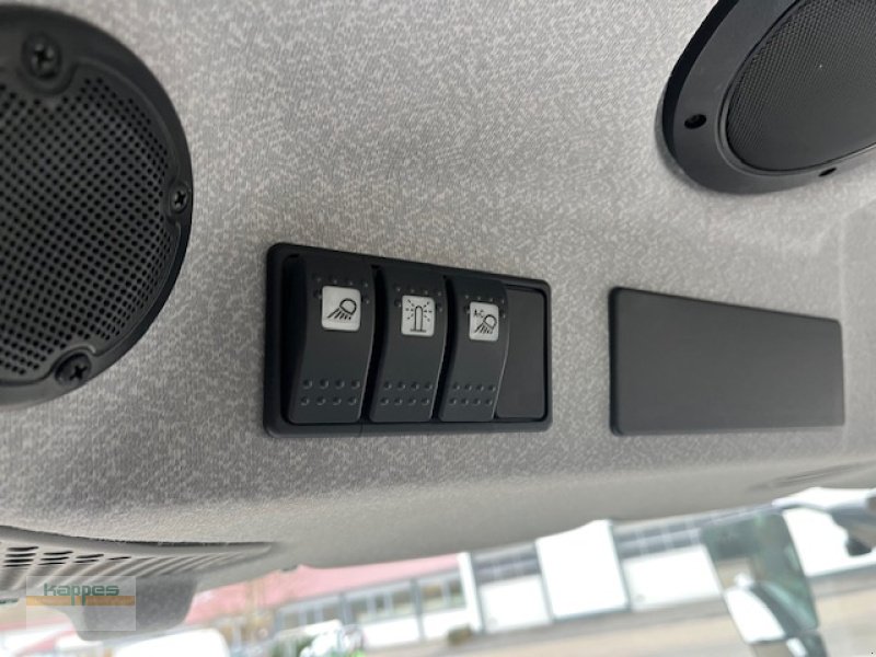 Traktor des Typs Lamborghini Spark 125 R, Neumaschine in Niederstetten (Bild 13)