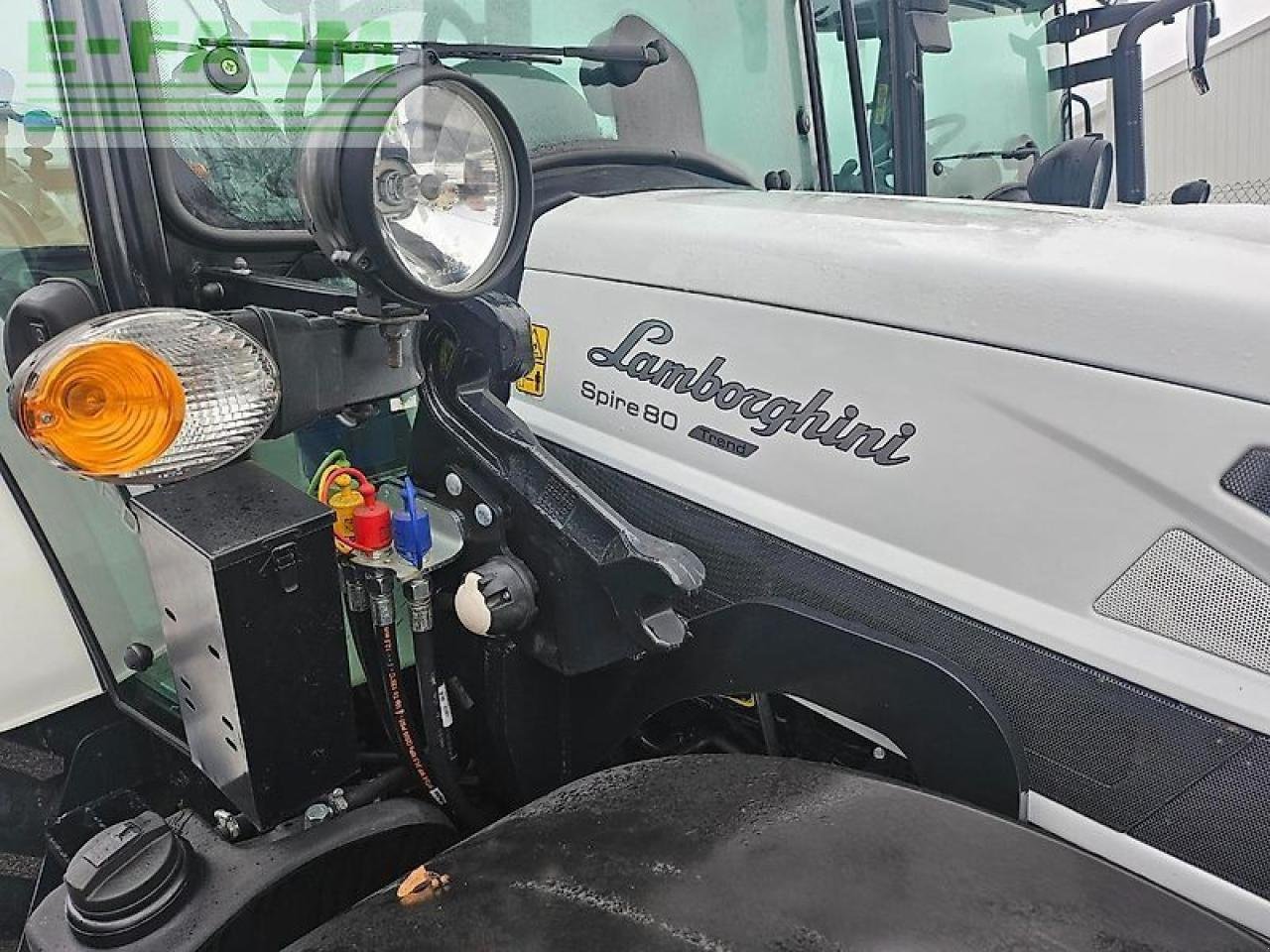 Traktor typu Lamborghini spire 80 trend, Gebrauchtmaschine v ZWÖNITZ OT HORMERSDORF (Obrázek 3)