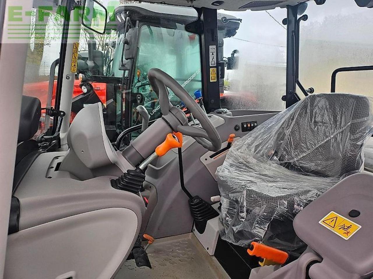 Traktor typu Lamborghini spire 80 trend, Gebrauchtmaschine v ZWÖNITZ OT HORMERSDORF (Obrázek 5)