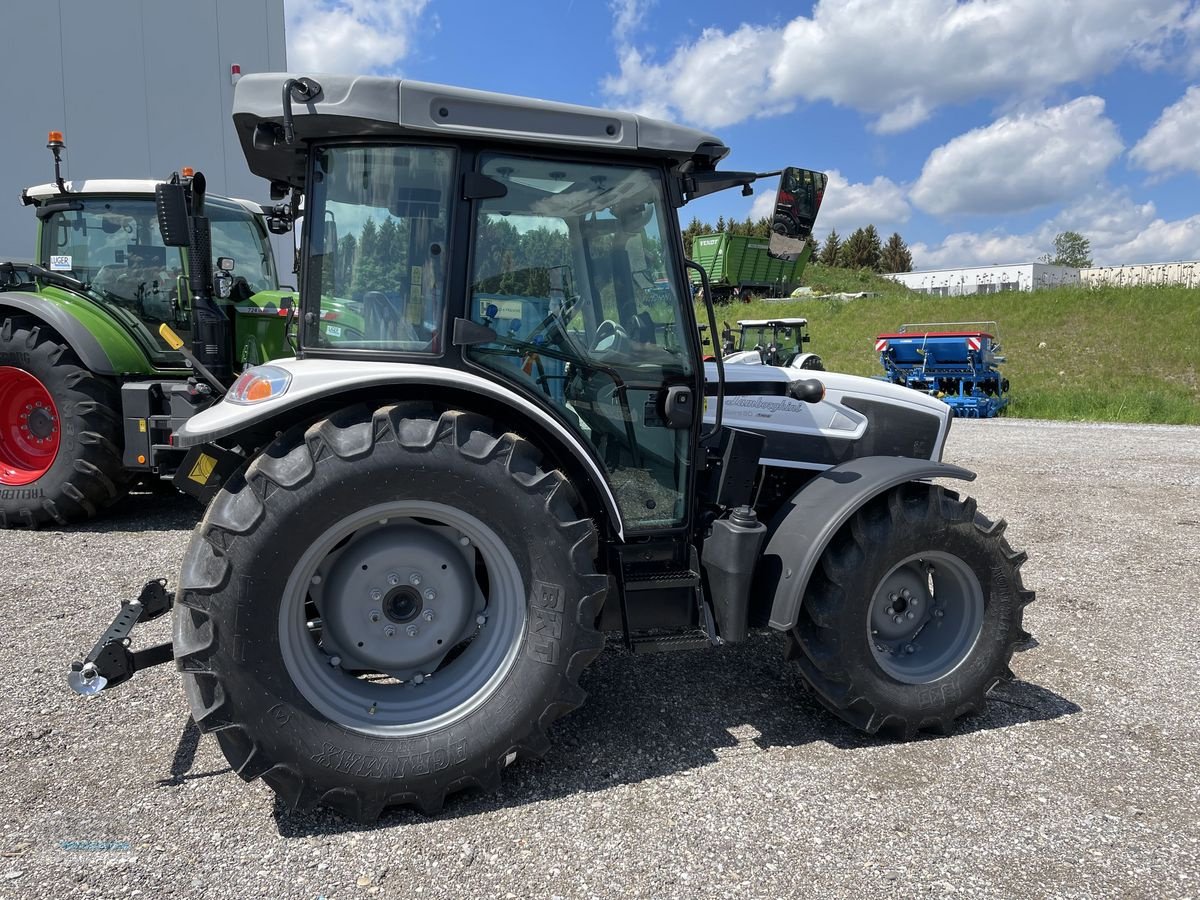 Traktor des Typs Lamborghini Spire 80 Trend, Neumaschine in Niederkappel (Bild 2)