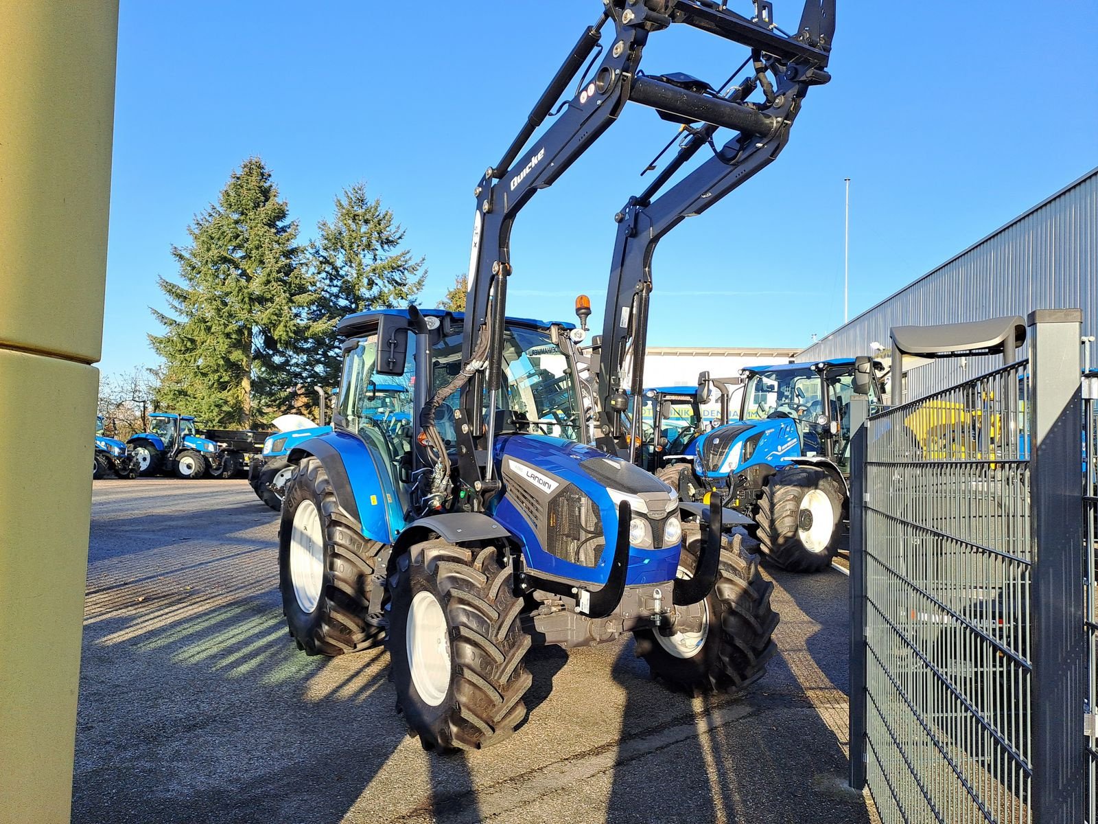 Traktor typu Landini 4-080, Vorführmaschine v Burgkirchen (Obrázek 18)