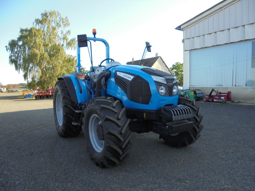 Traktor des Typs Landini 4-080DT, Gebrauchtmaschine in AUTHON (Bild 2)