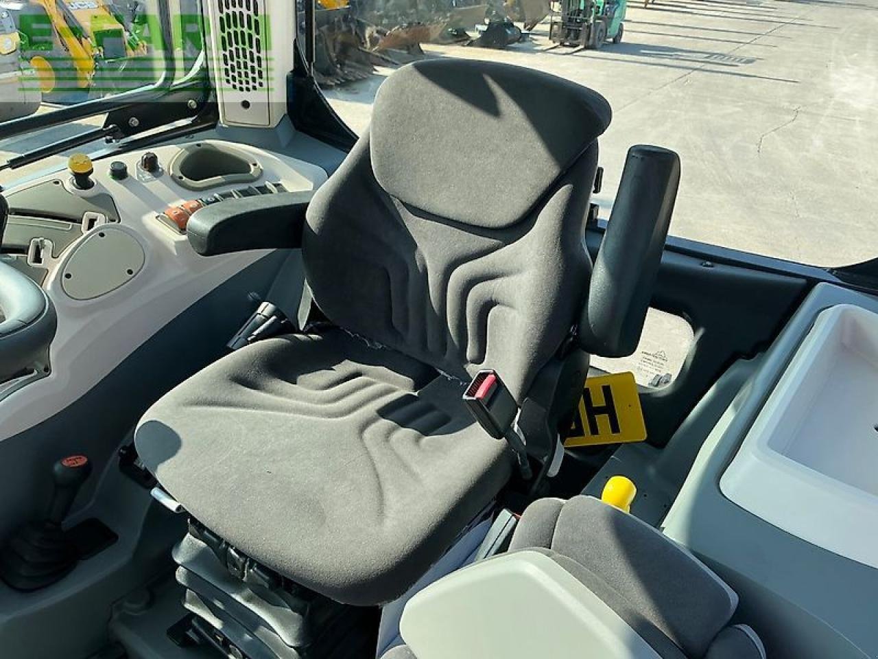 Traktor of the type Landini 4-090 loader tractor (st25977), Gebrauchtmaschine in SHAFTESBURY (Picture 17)