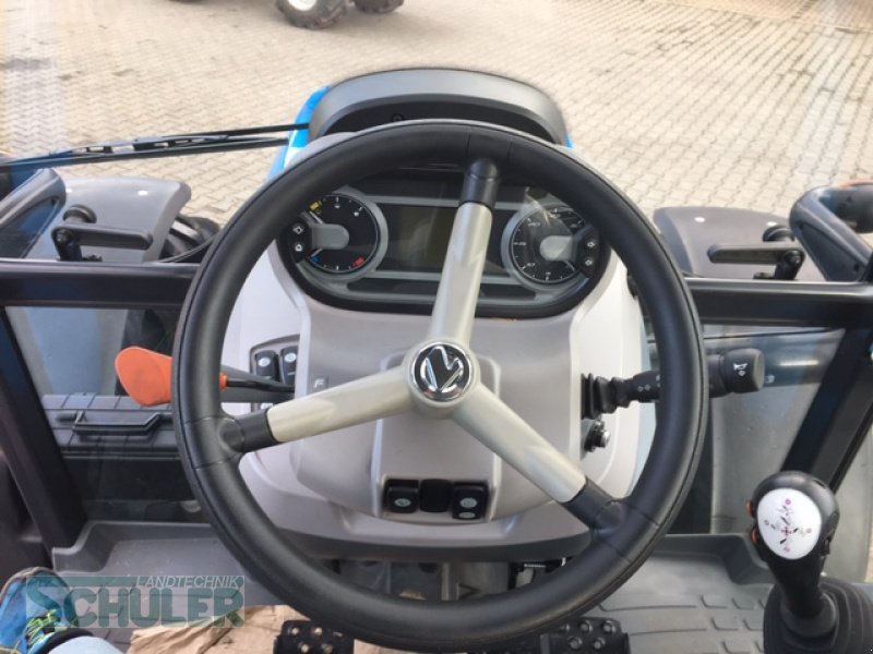 Traktor des Typs Landini 5-085, Neumaschine in St. Märgen (Bild 11)