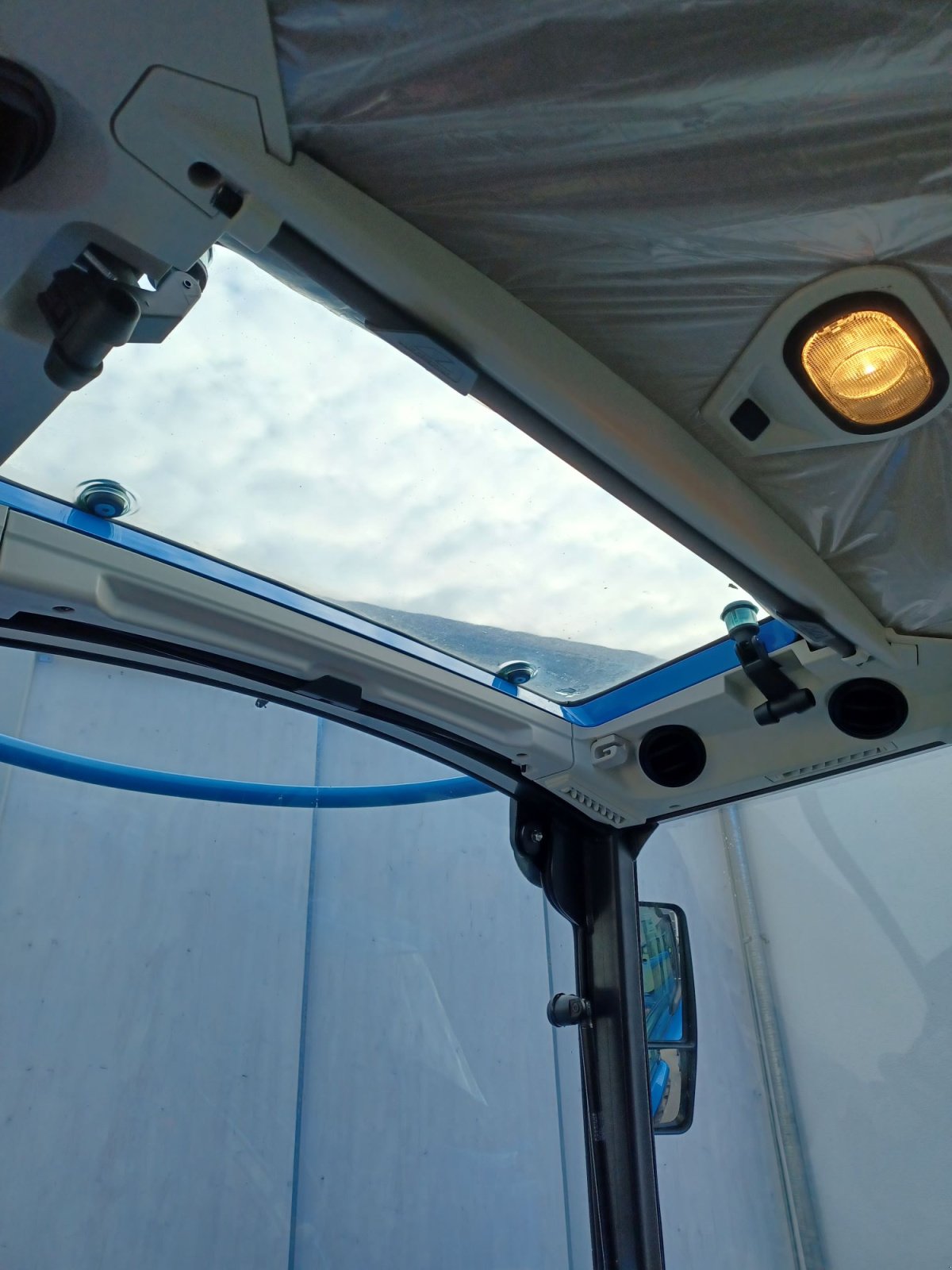 Traktor van het type Landini 5-100 H, Neumaschine in Au/Hallertau (Foto 4)