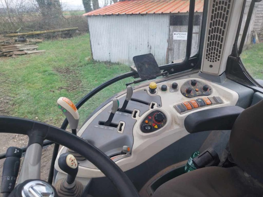 Traktor des Typs Landini 5-110H, Gebrauchtmaschine in Saint Laurent en Caux (Bild 4)