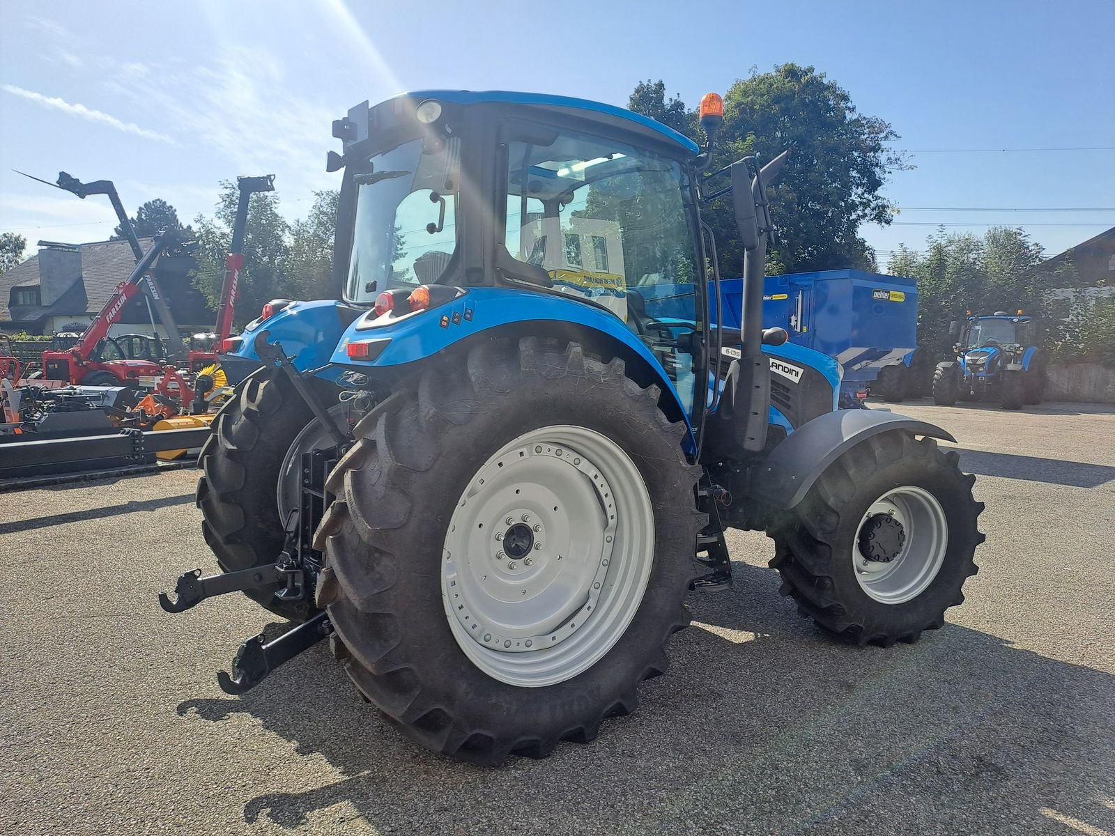 Traktor des Typs Landini 6-135H, Neumaschine in Burgkirchen (Bild 9)