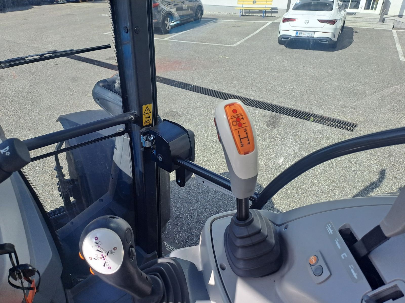 Traktor des Typs Landini 6-135H, Neumaschine in Burgkirchen (Bild 21)