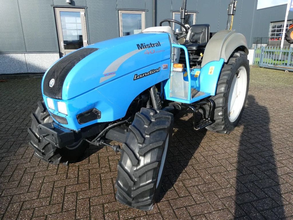 Traktor des Typs Landini Mistral 40 4wd / 03712 Draaiuren / Omkeerschakelng, Gebrauchtmaschine in Swifterband (Bild 4)