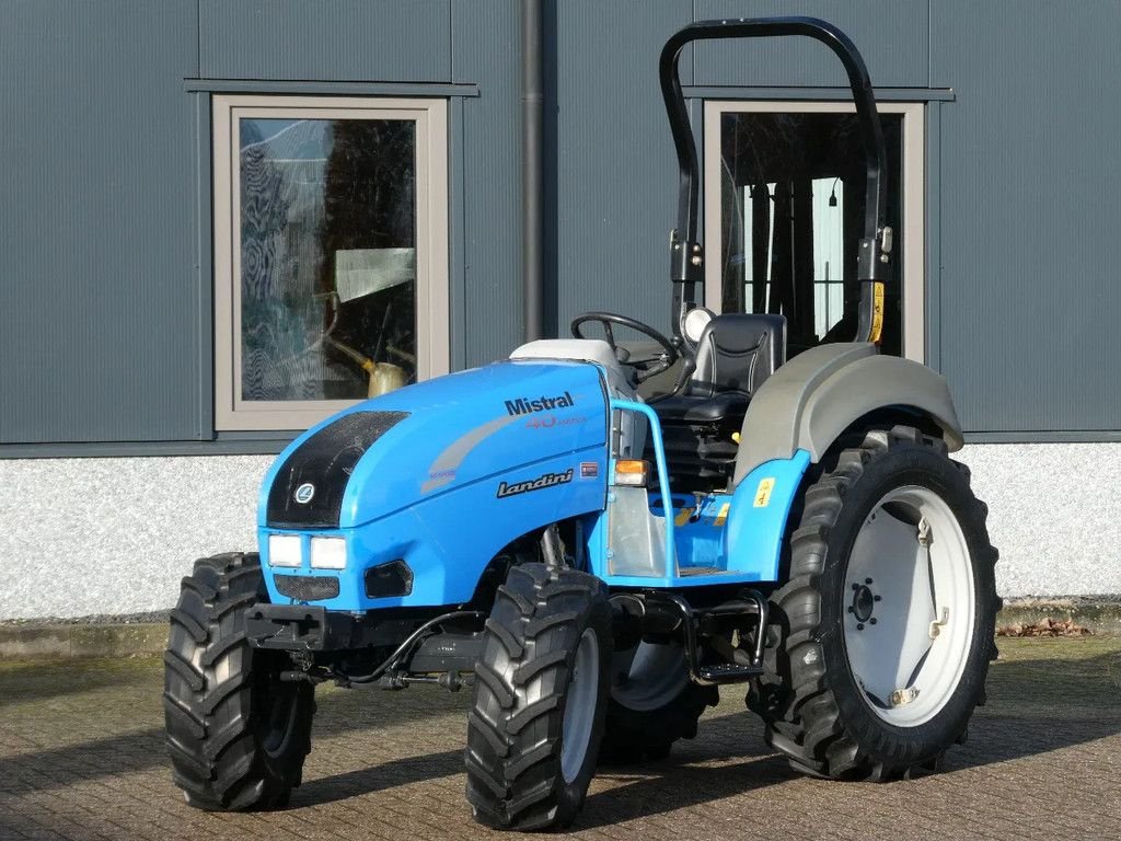 Traktor des Typs Landini Mistral 40 4wd / 03712 Draaiuren / Omkeerschakelng, Gebrauchtmaschine in Swifterband (Bild 1)