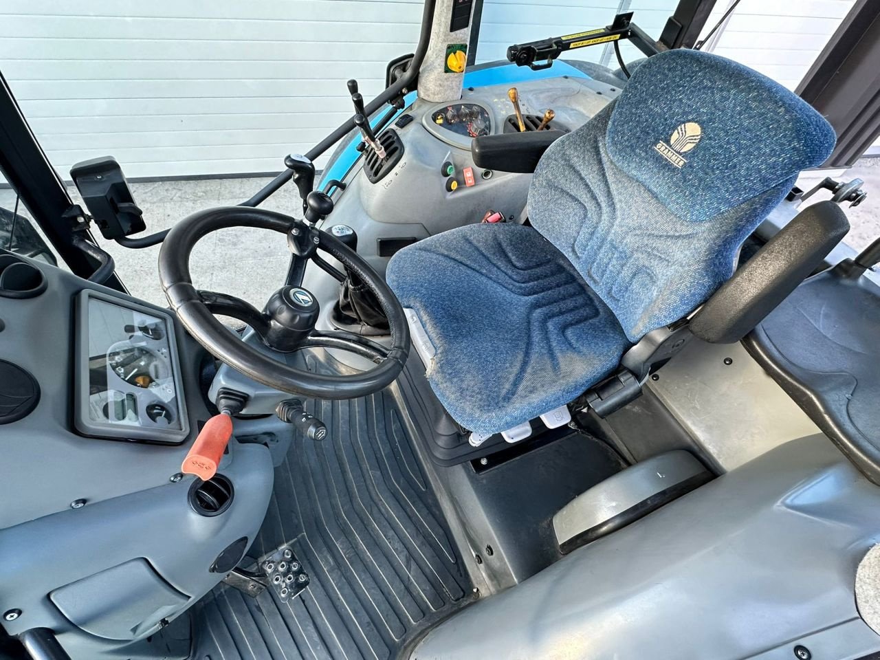 Traktor del tipo Landini MYTHOS 115, Gebrauchtmaschine In Linde (dr) (Immagine 3)