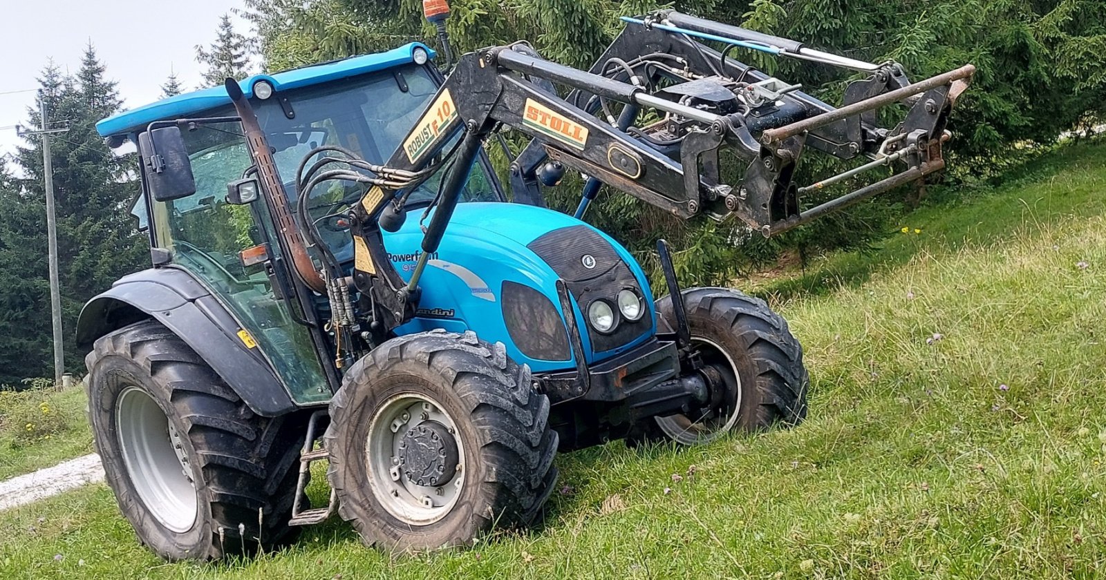 Traktor типа Landini Powerfarm 95 DT, Gebrauchtmaschine в Nesselwängle (Фотография 3)