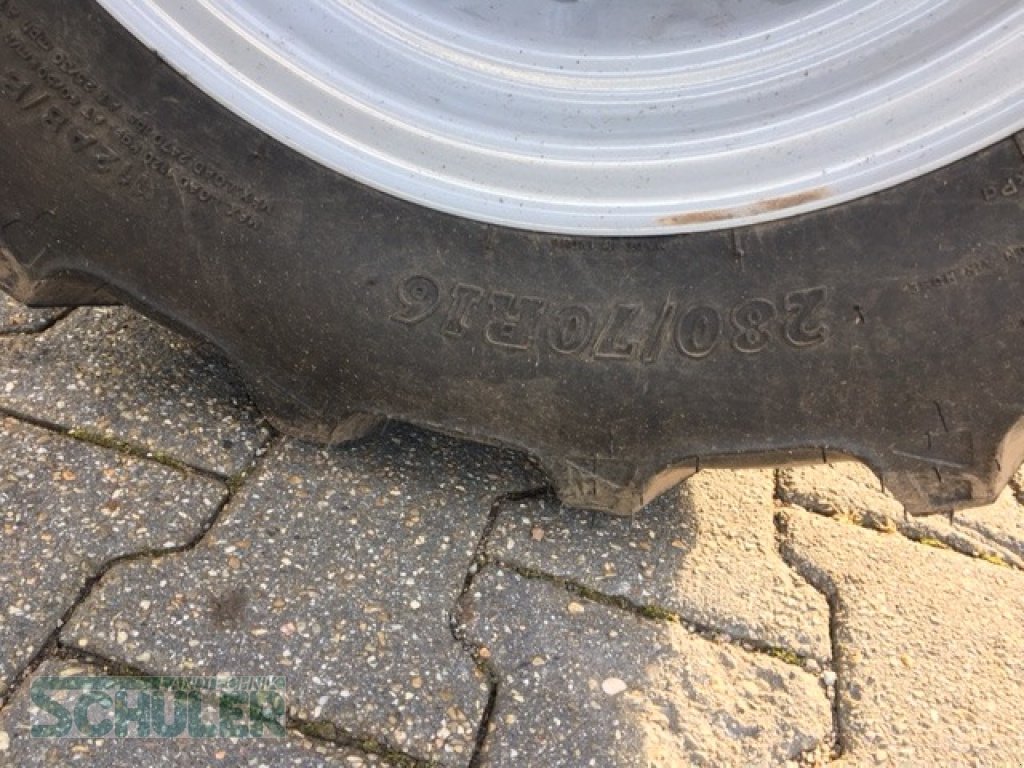 Traktor des Typs Landini REX 4-110V, Neumaschine in St. Märgen (Bild 13)