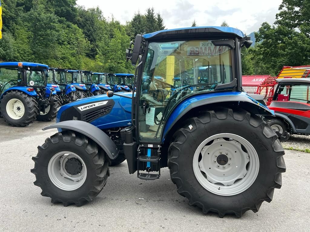 Traktor des Typs Landini Serie 4-080, Neumaschine in Burgkirchen (Bild 3)