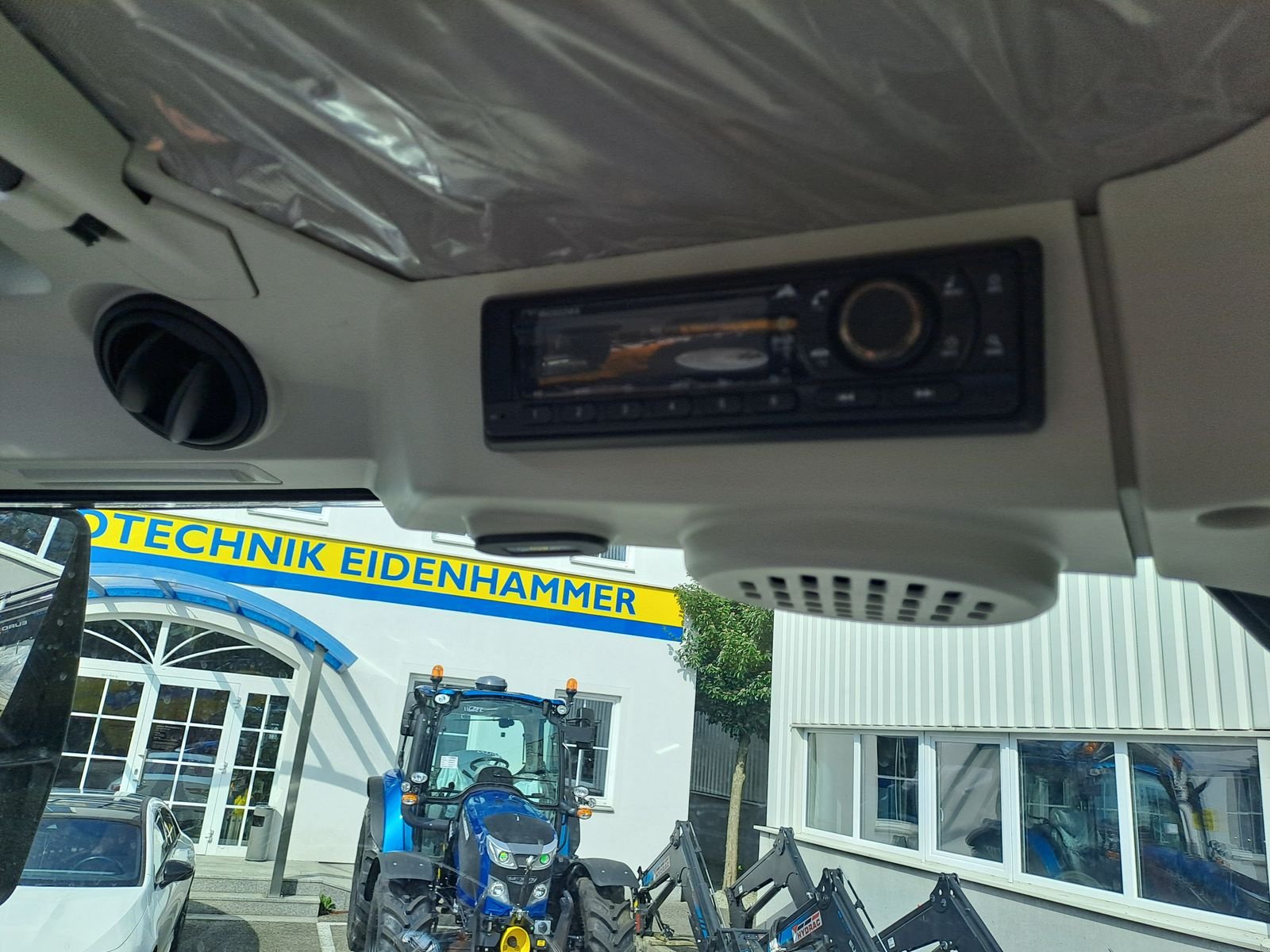 Traktor des Typs Landini Serie   5-085, Neumaschine in Burgkirchen (Bild 19)