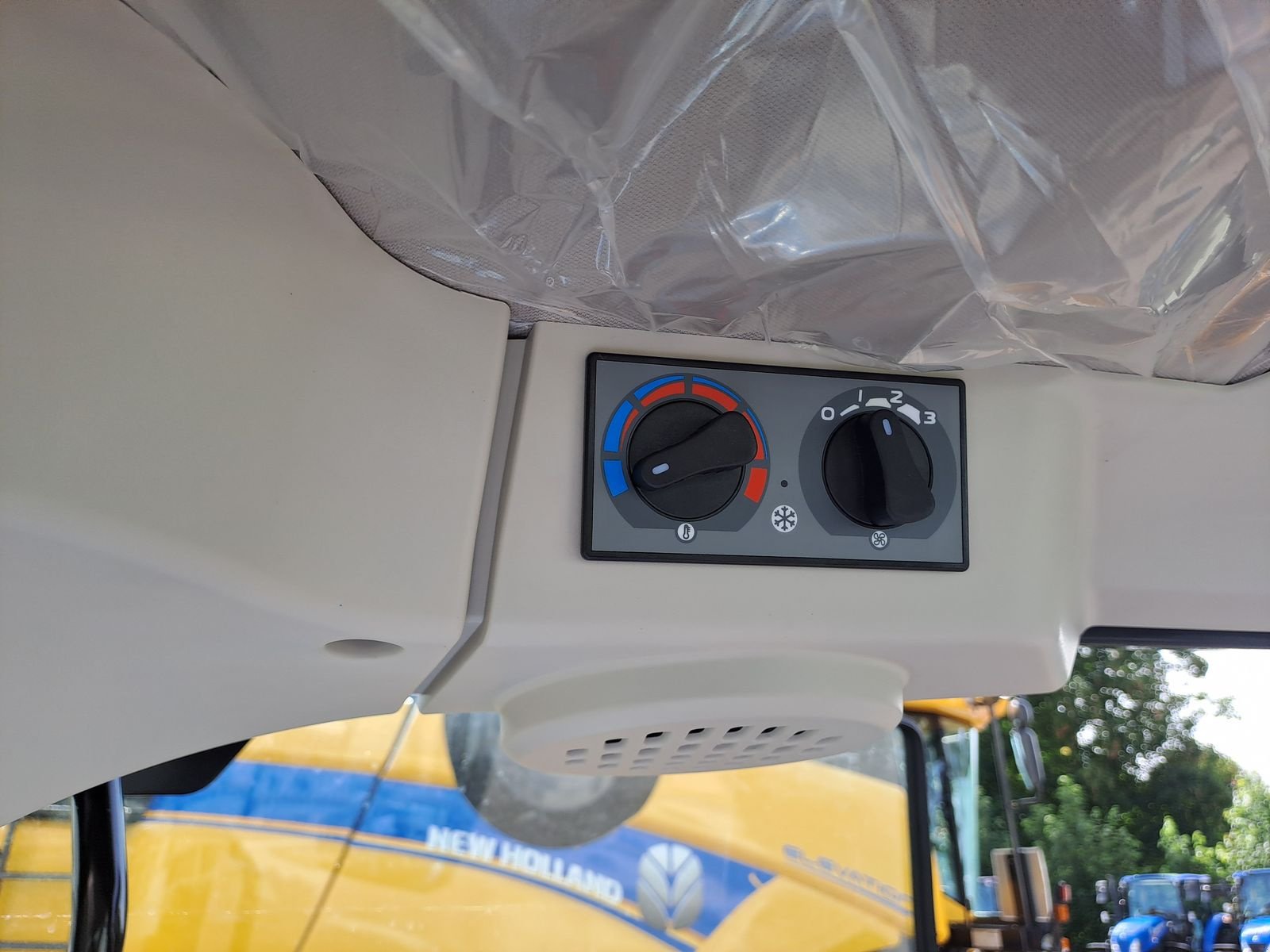 Traktor des Typs Landini Serie   5-085, Neumaschine in Burgkirchen (Bild 21)