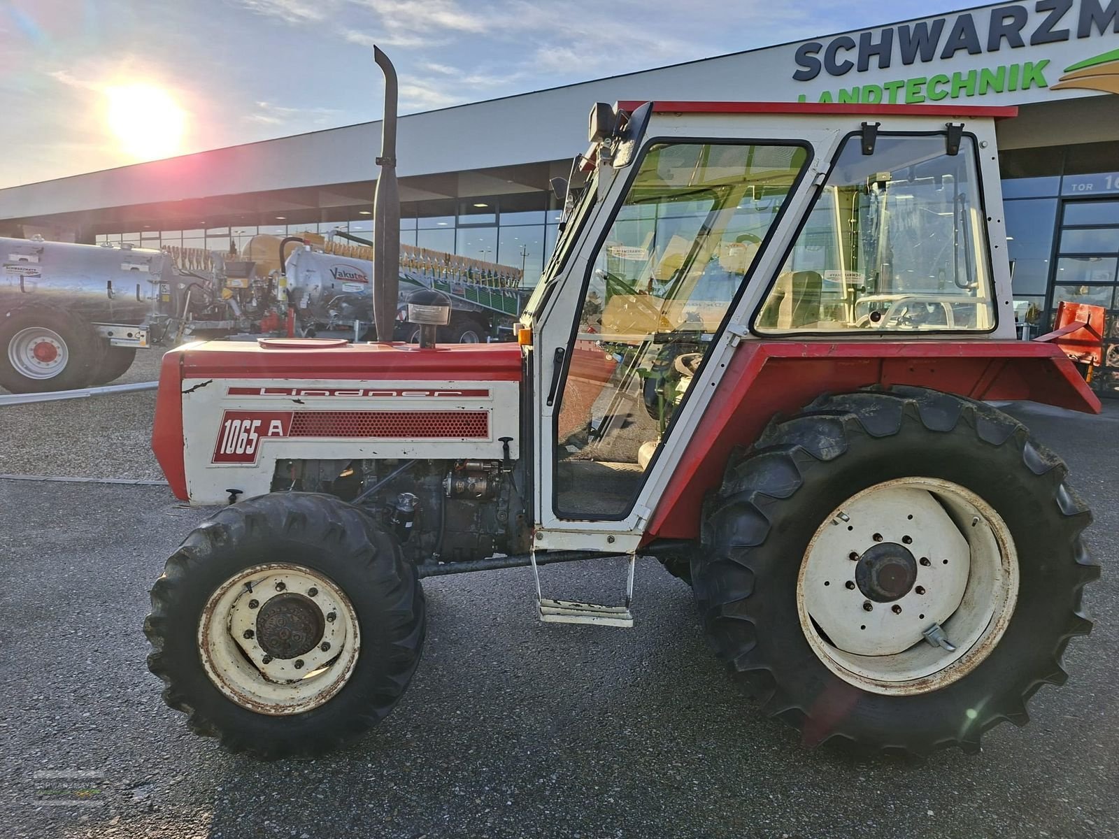 Traktor Türe ait Lindner 1065 A Komfort, Gebrauchtmaschine içinde Gampern (resim 2)