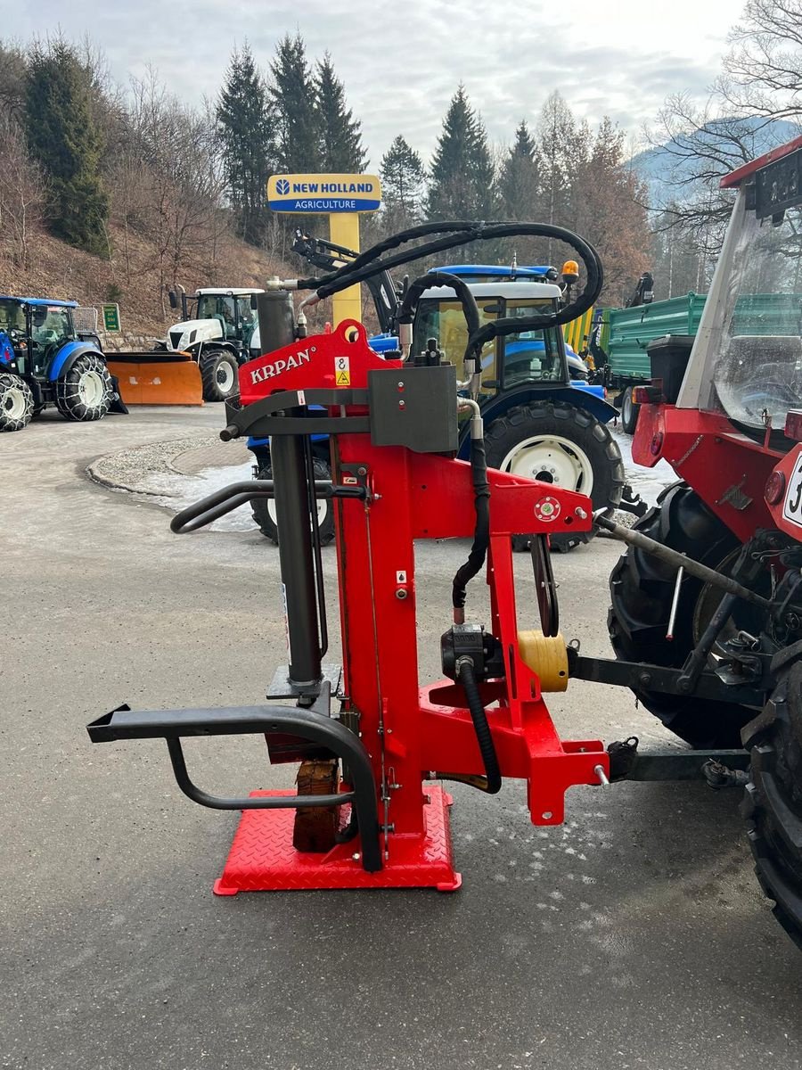 Traktor van het type Lindner 1600 A, Gebrauchtmaschine in Burgkirchen (Foto 9)