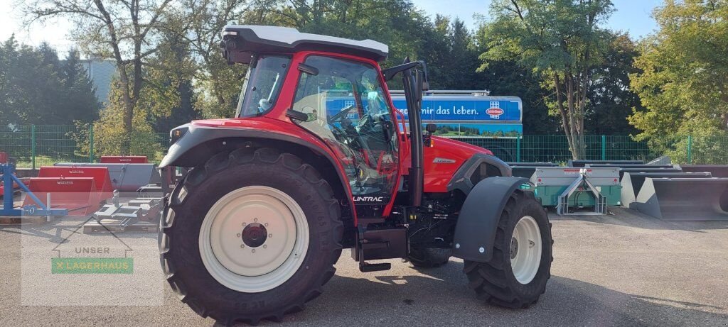 Traktor of the type Lindner ALLRADTRAKTOR LINTRAC 95LS, Neumaschine in Aschbach (Picture 1)