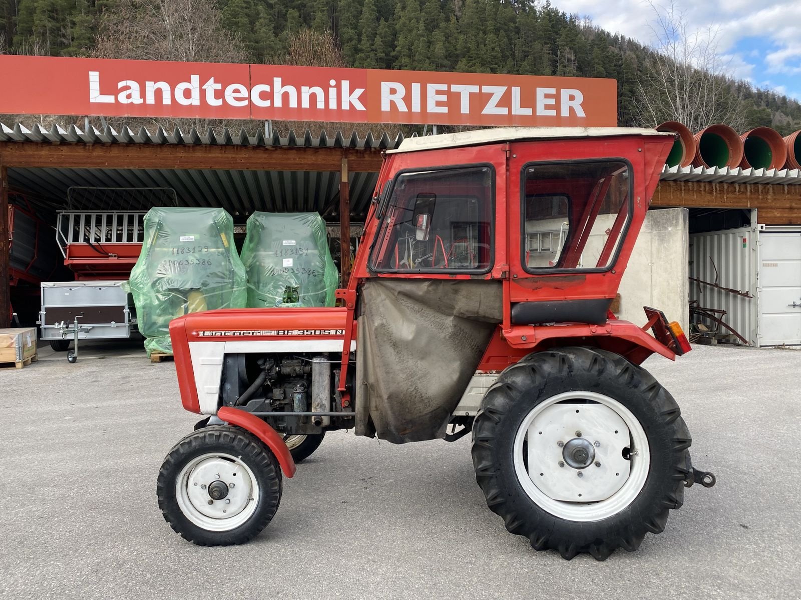 Traktor des Typs Lindner BF 350SN, Gebrauchtmaschine in Ried im Oberinntal (Bild 1)