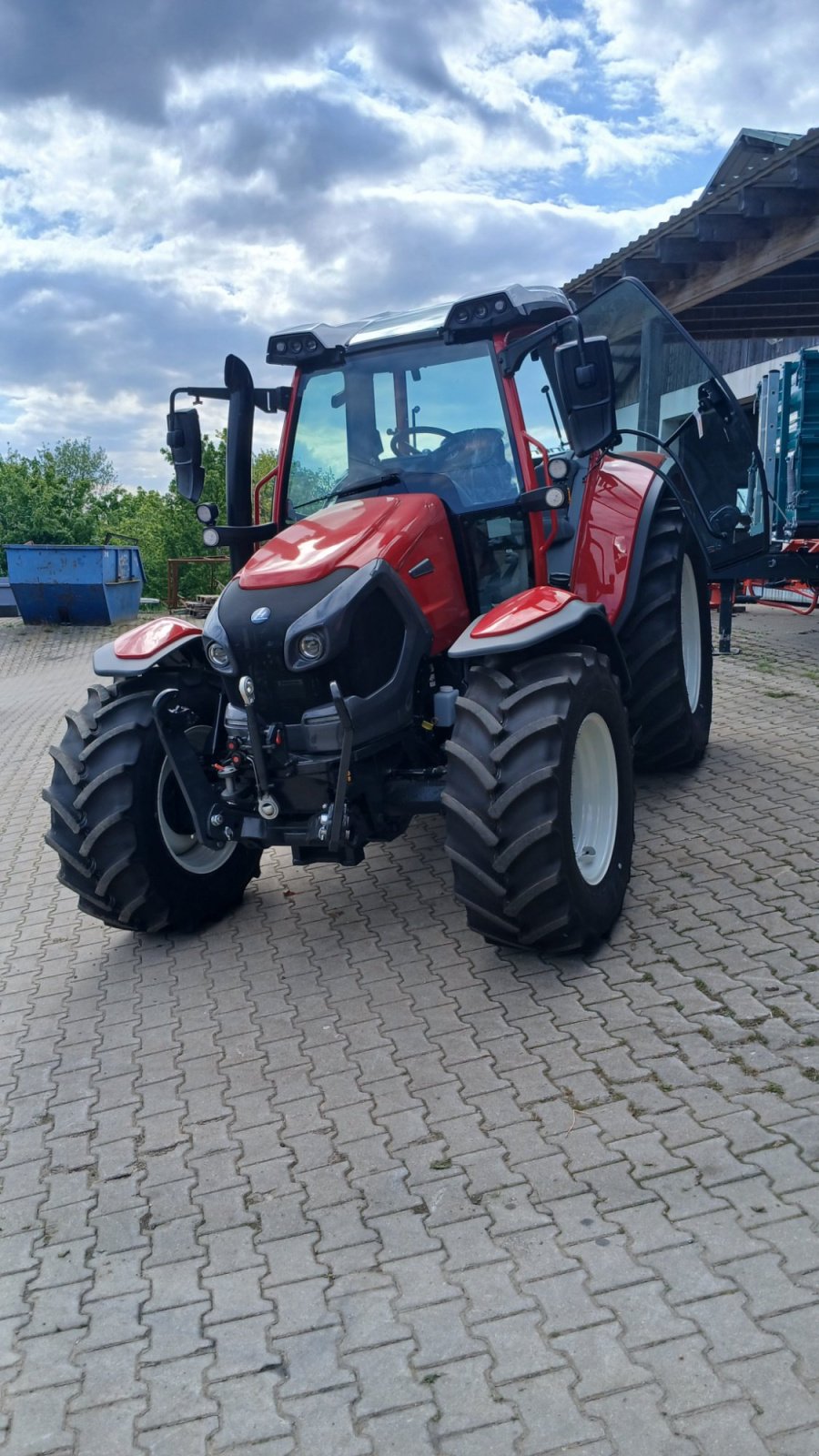 Traktor du type Lindner Lindner, Lintrac, 130, Neumaschine en Bad Kötzting (Photo 15)