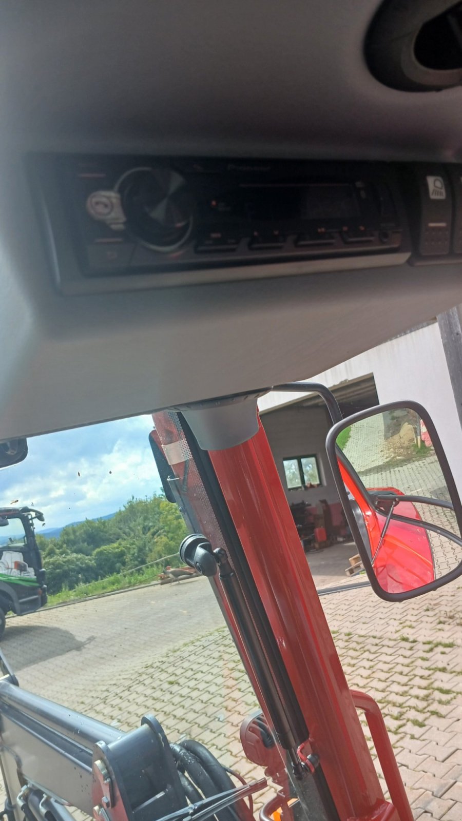 Traktor du type Lindner LIndner, Lintrac, 65LS, 75LS, 65 LS, 75 LS, Gebrauchtmaschine en Bad Kötzting (Photo 12)